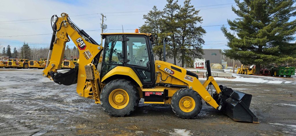 2023 CAT 420XE Backhoe