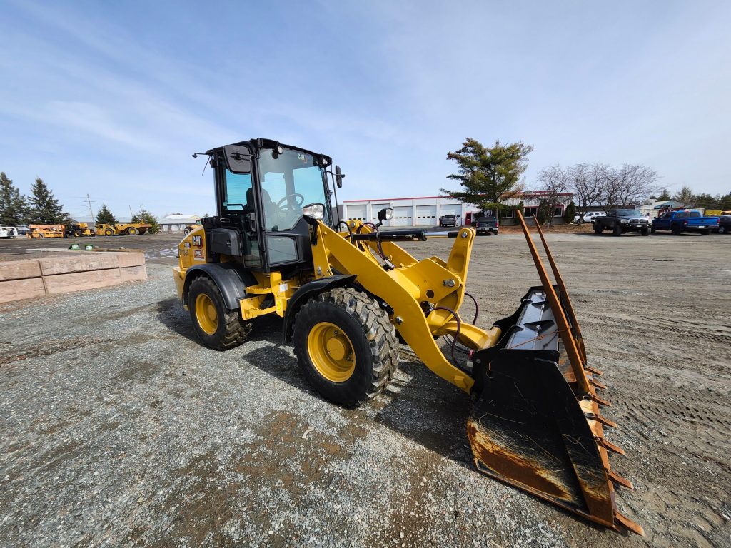 CAT 908 WHEEL LOADER